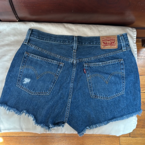 NWOT Levis 501 Original Shorts - Picture 2 of 3